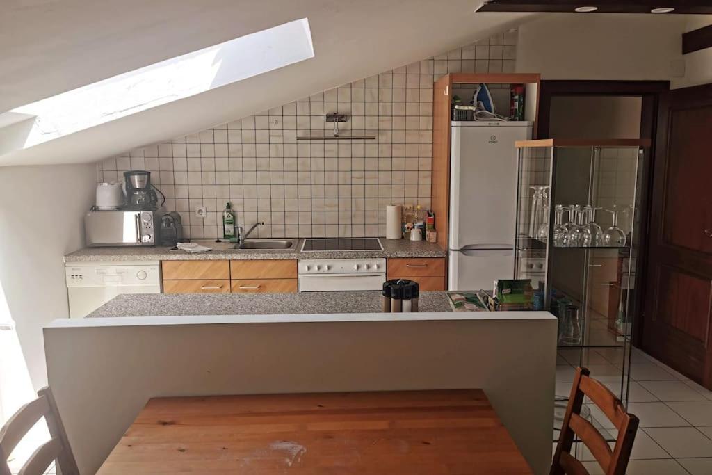 Ferienunterkuenfte In Sievering Mit Self-Check-In Wenen Buitenkant foto