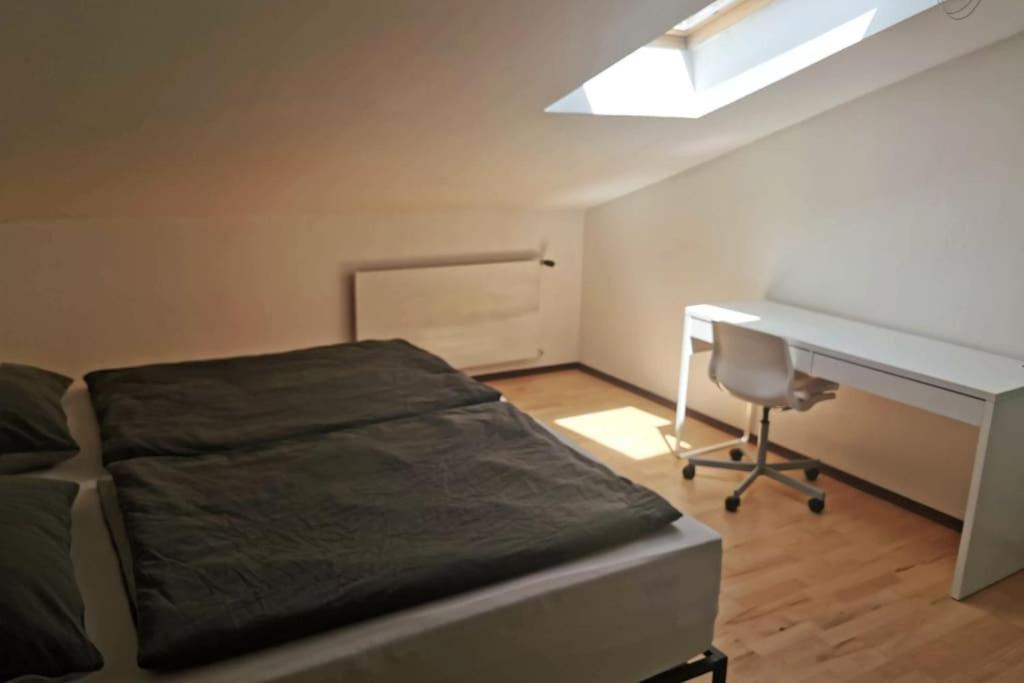 Ferienunterkuenfte In Sievering Mit Self-Check-In Wenen Buitenkant foto