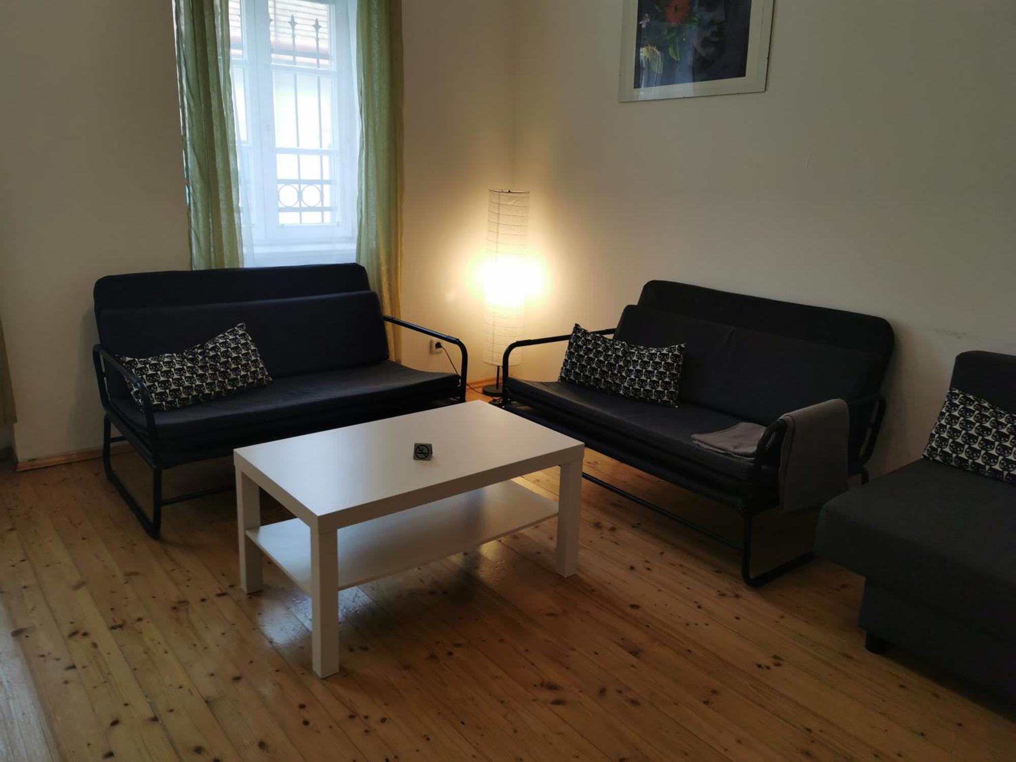 Ferienunterkuenfte In Sievering Mit Self-Check-In Wenen Buitenkant foto